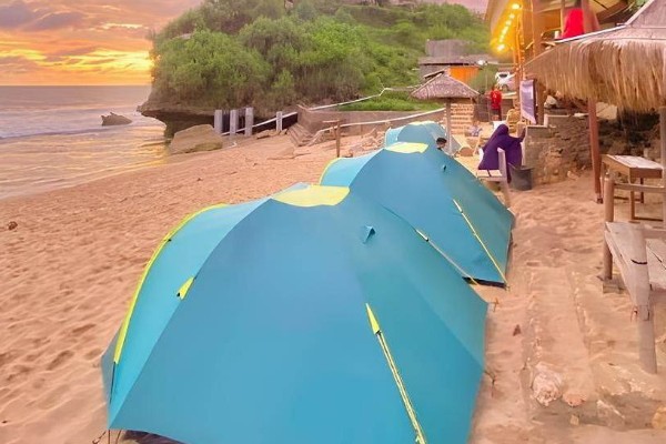 Pantai Trenggole