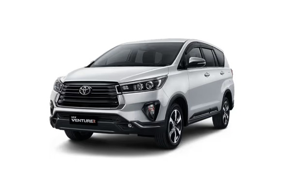 Toyota Innova Venturer